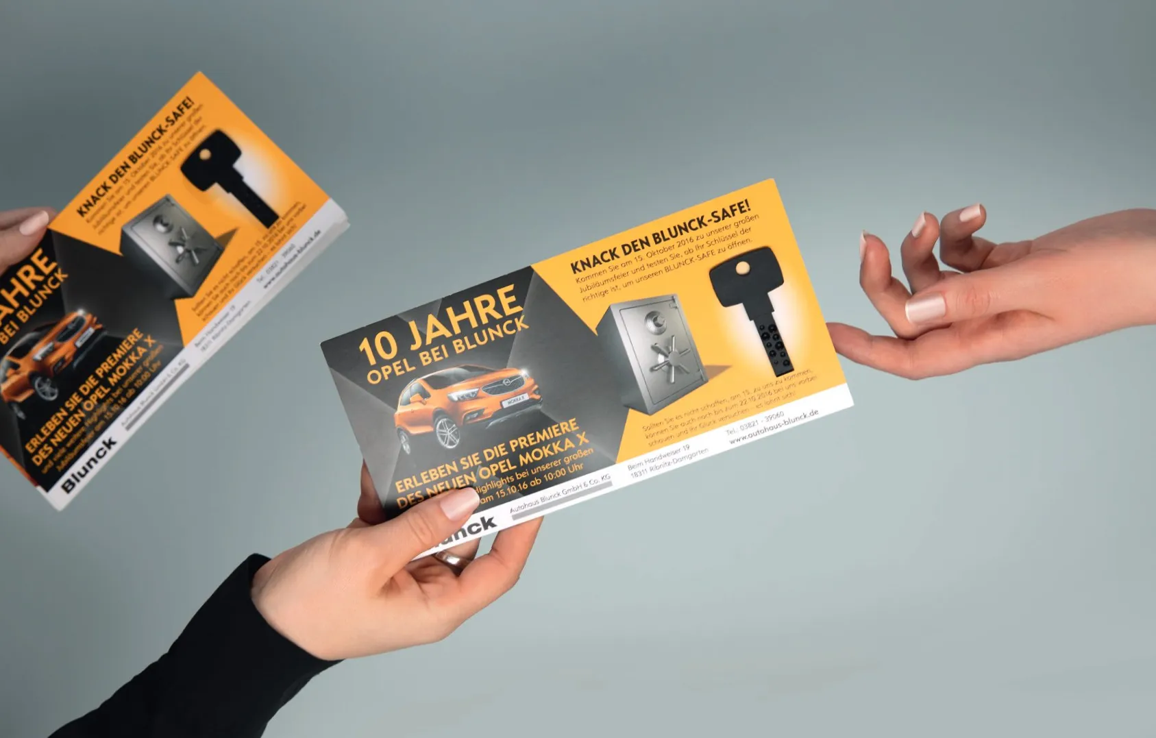 Handing over a Lucky Lock key card